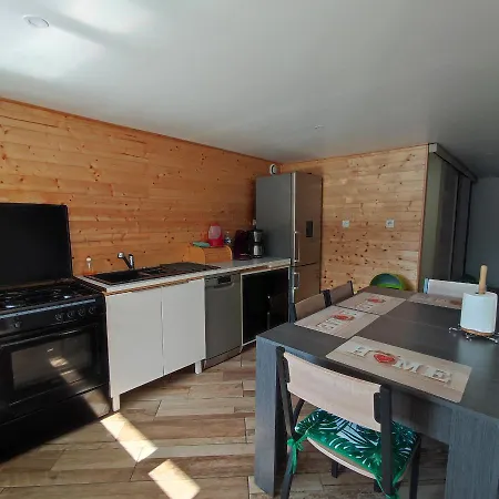 Maison Chaleureuse Avec Parking Gratuit Sur Place *